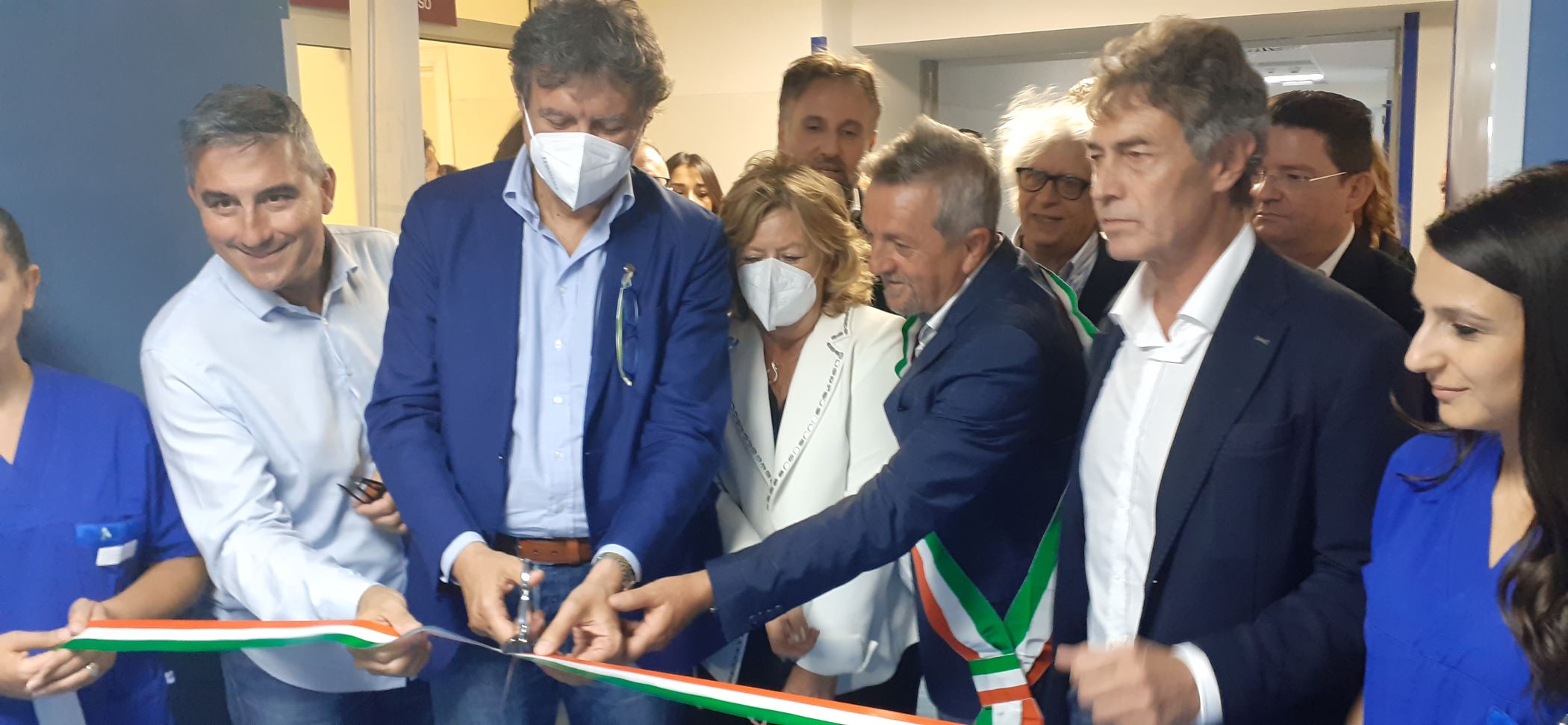 taglio nastro az